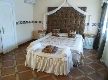 Alojamiento El Chaparro Hotel 3*